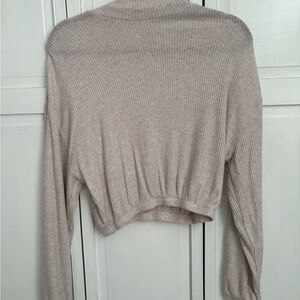 Ribbed Long Sleeve Crop Top
